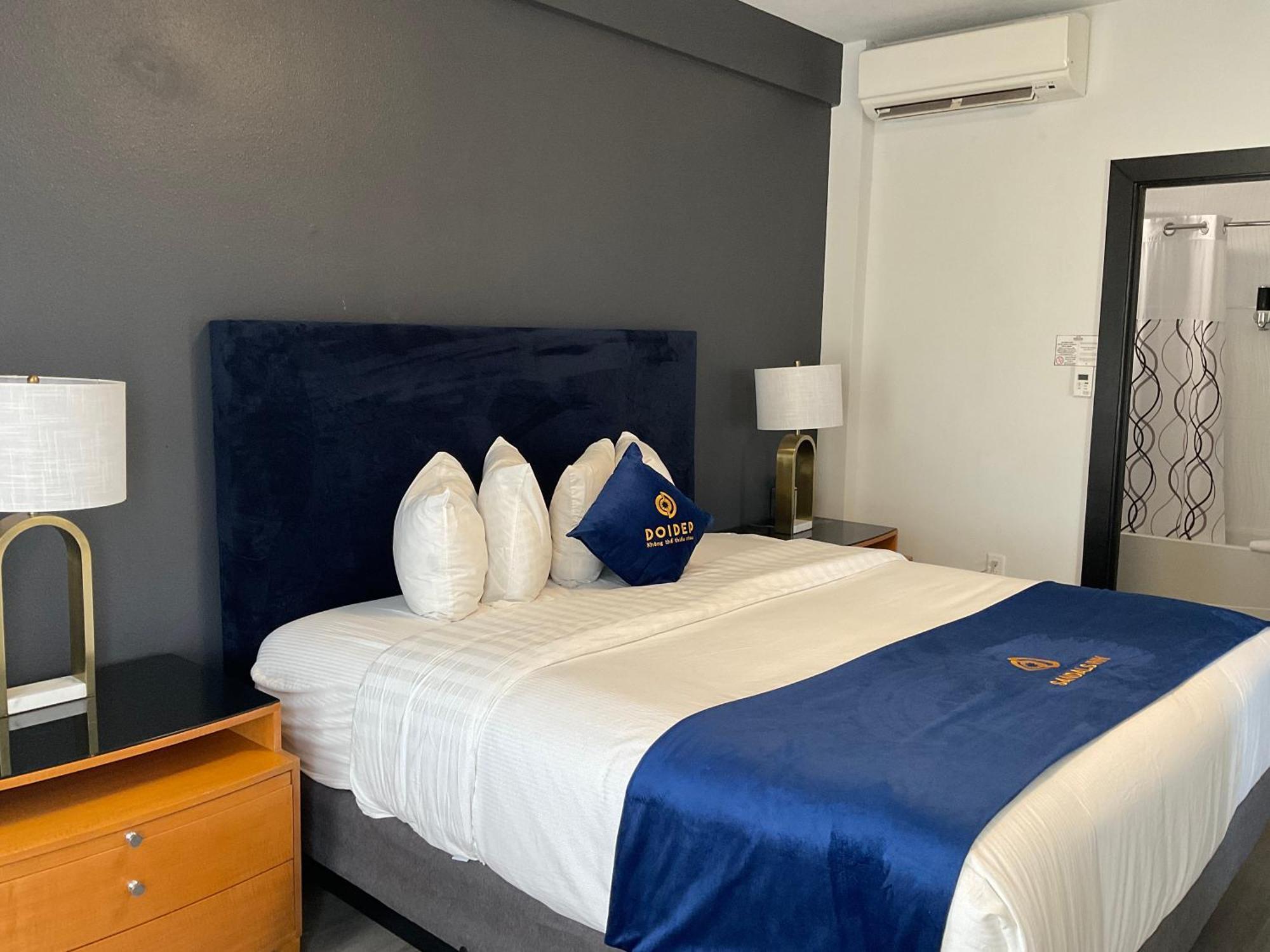 The Streamline Hotel - Daytona Beach Room photo